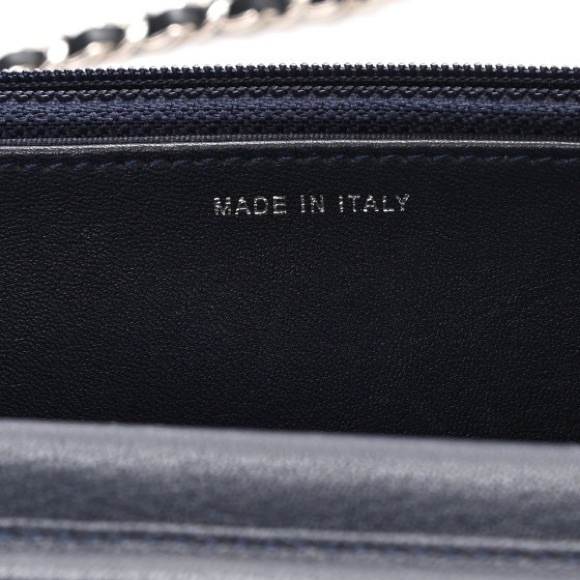 CHANEL Grained Calfskin Quilted CC Box Wallet On Chain WOC Navy - Picture 7 of 13